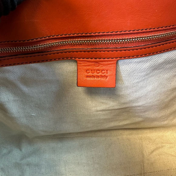 Gucci Tangerine Embossed Leather Shoulder Bag - Picture 12 of 17